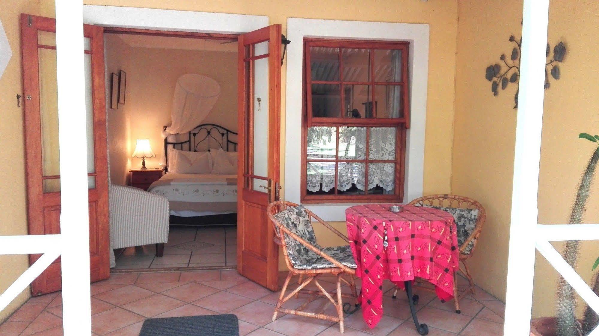 Saxe-Coburg Lodge Prince Albert Buitenkant foto